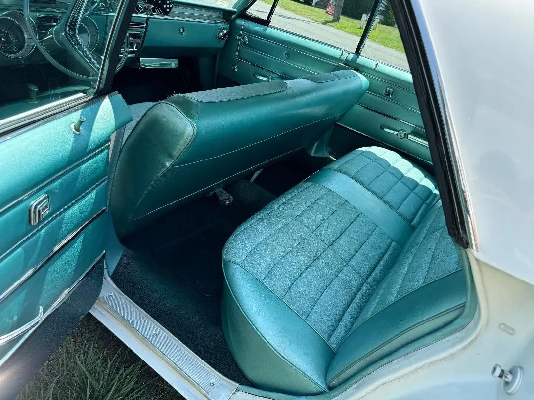 Buick-LeSabre-1965-Sedan-14
