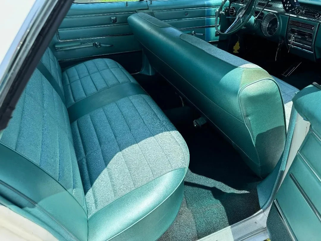 Buick-LeSabre-1965-Sedan-15