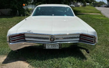 Buick-LeSabre-1965-Sedan-3