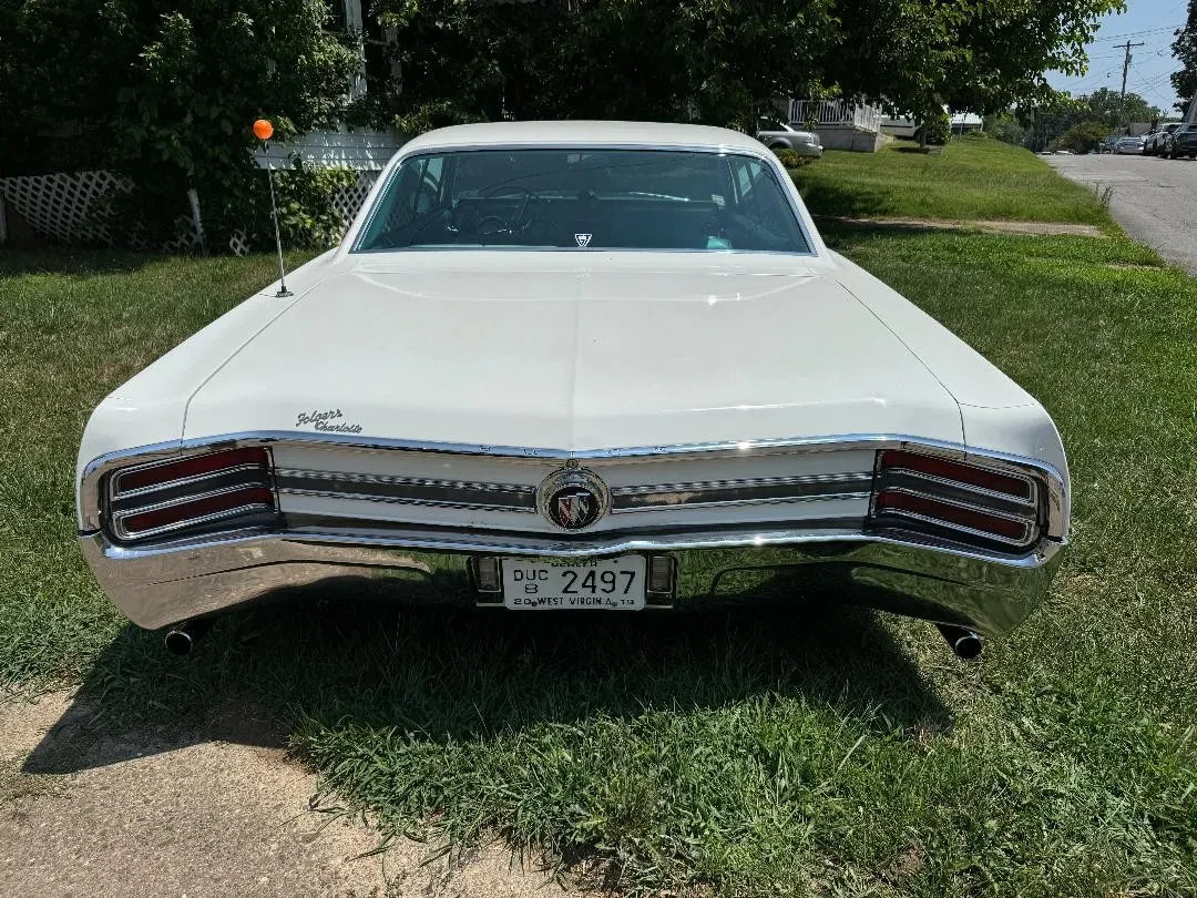 Buick-LeSabre-1965-Sedan-3