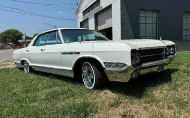 Buick-LeSabre-1965-Sedan