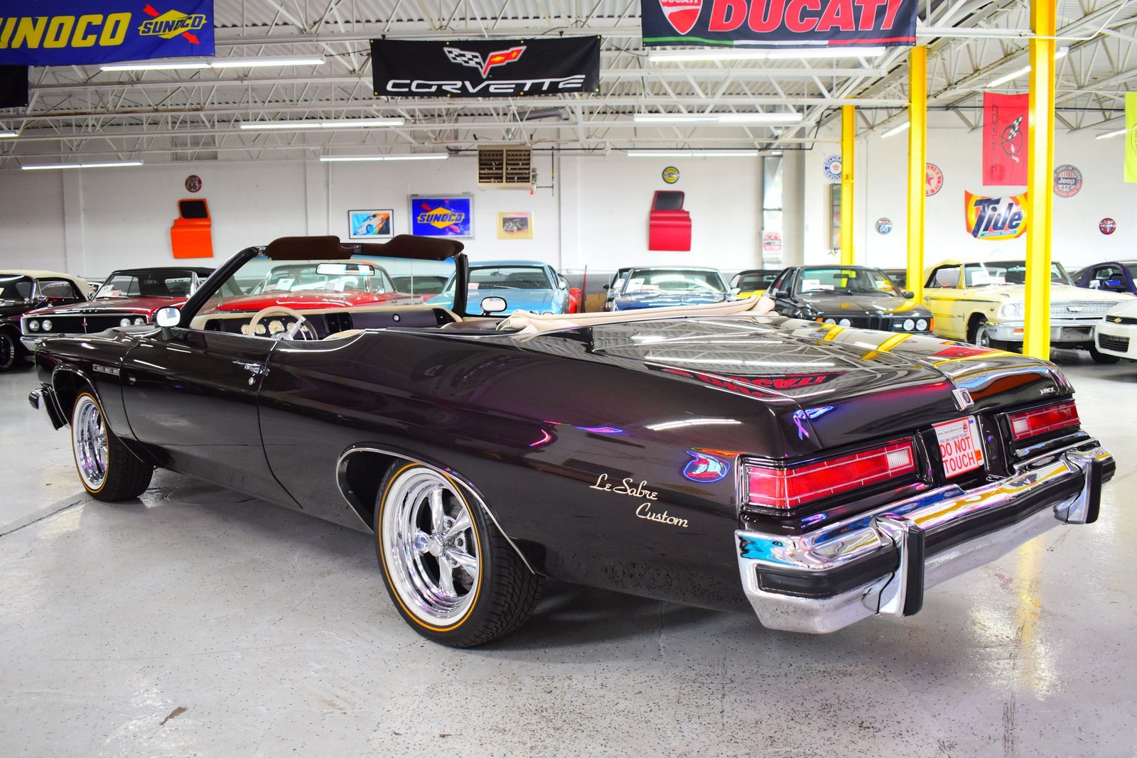 Buick-LeSabre-1975-Convertible-16