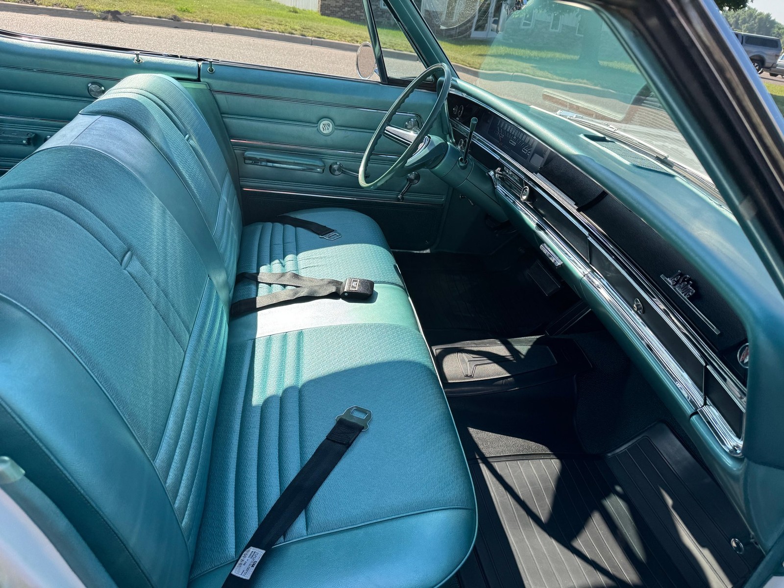 Buick-LeSabre-Custom-1966-Other-11