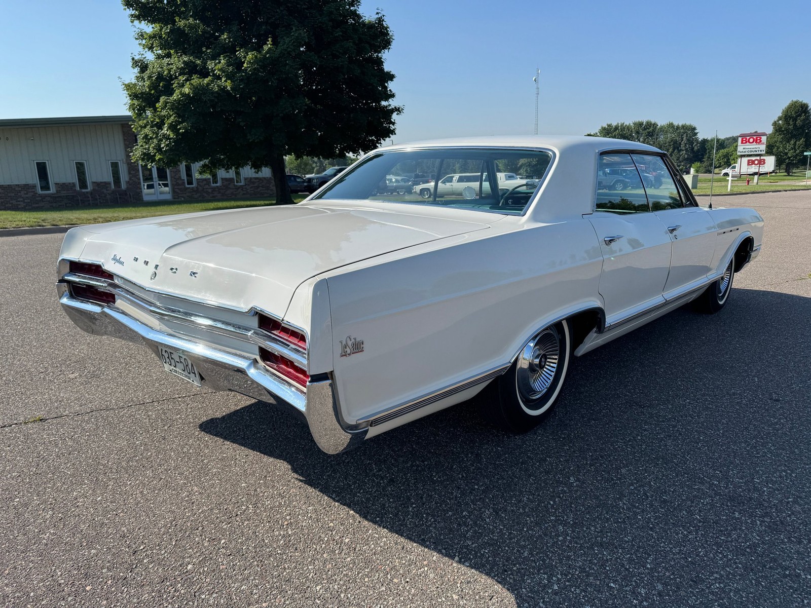 Buick-LeSabre-Custom-1966-Other-3