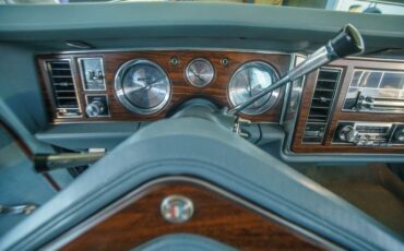 Buick-Lesabre-1979-Dark-Blue-exterior-Light-blue-cloth-int-20