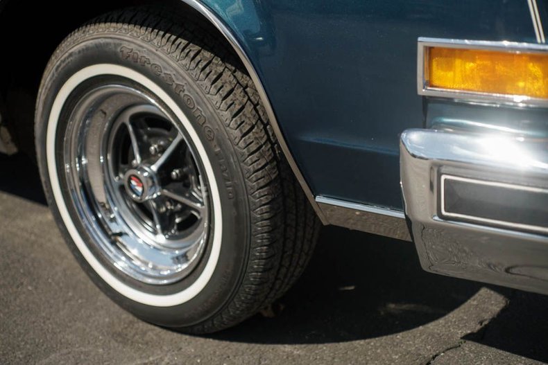 Buick-Lesabre-1979-Dark-Blue-exterior-Light-blue-cloth-int-40