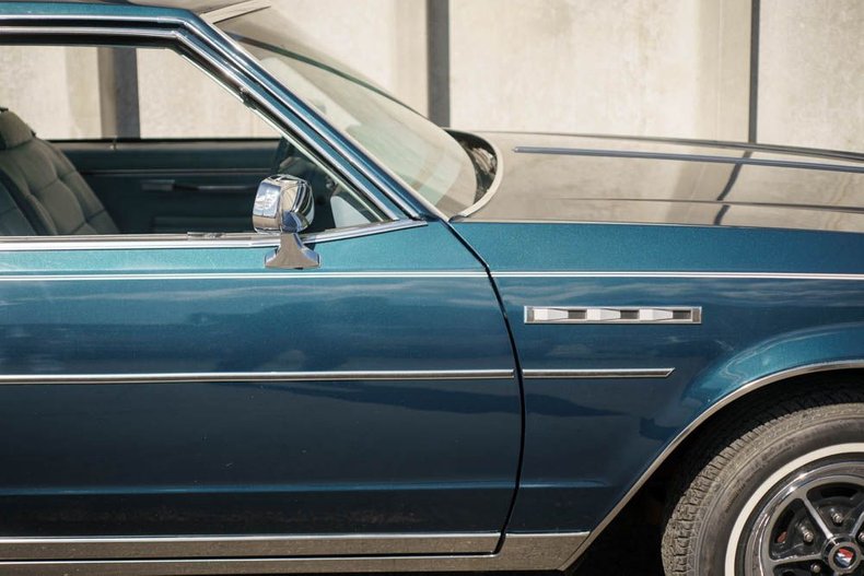 Buick-Lesabre-1979-Dark-Blue-exterior-Light-blue-cloth-int-41