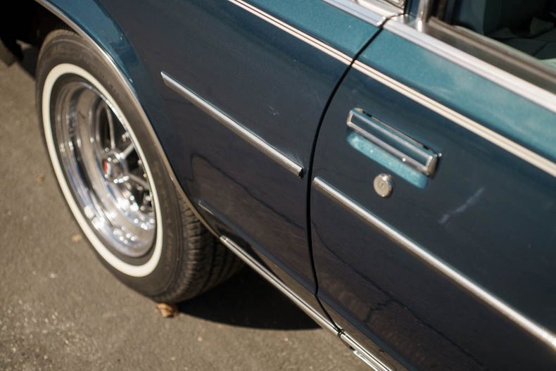 Buick-Lesabre-1979-Dark-Blue-exterior-Light-blue-cloth-int-44