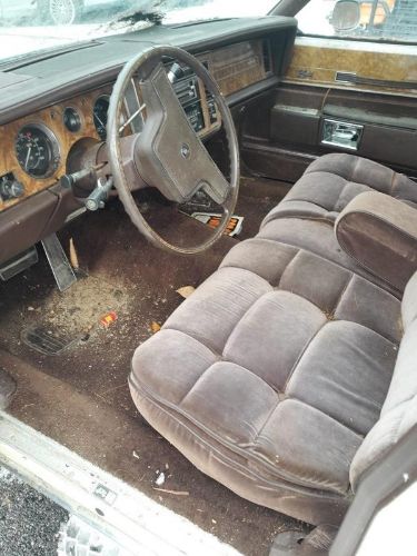 Buick-Lesabre-1984-2