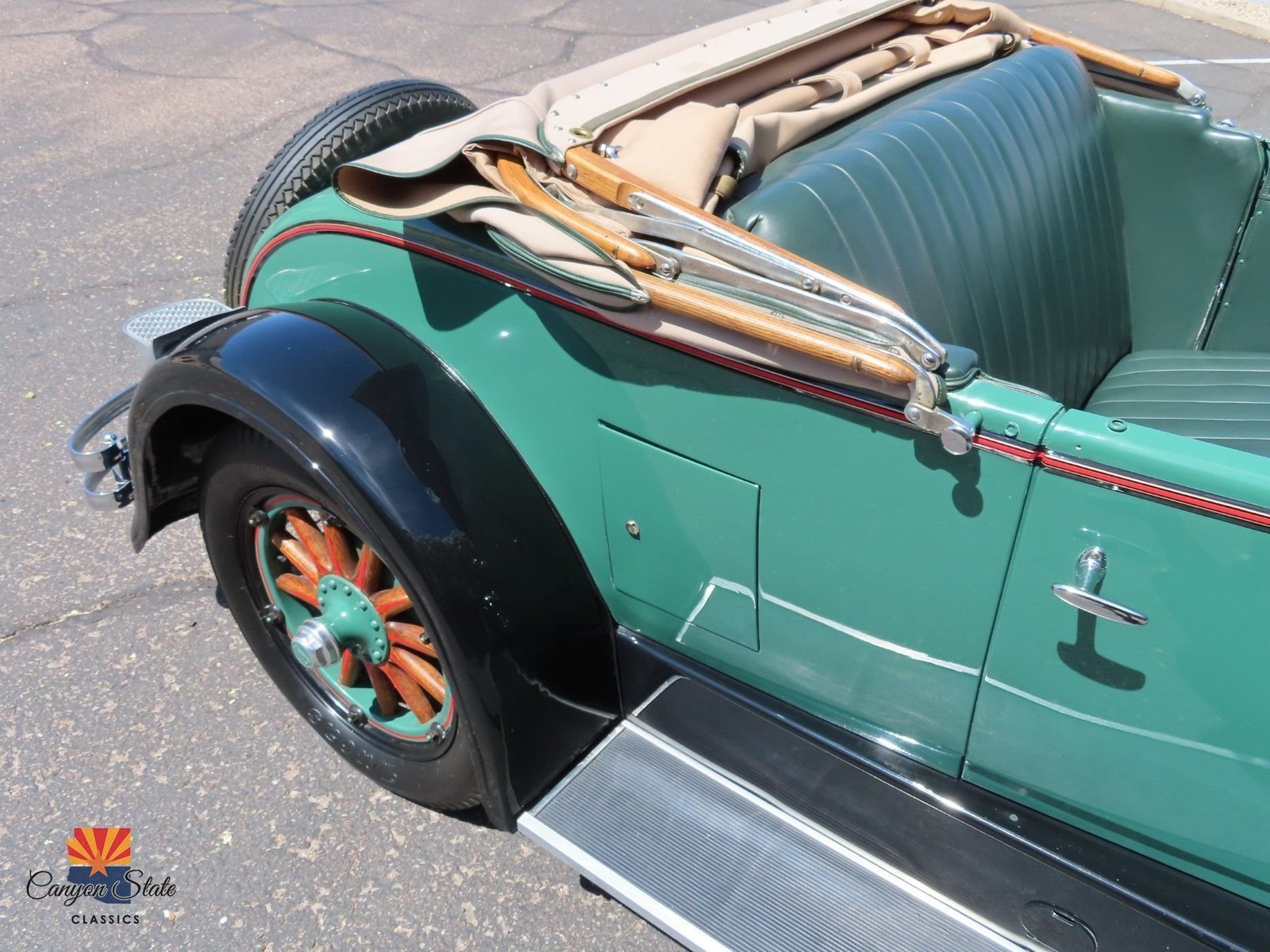 Buick-Model-24-DeLuxe-Sport-Roadster-1928-Other-37