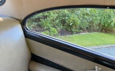 Buick-Other-1950-Black-Tan-2