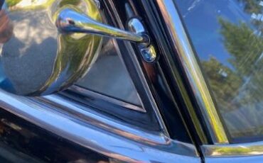Buick-Other-1950-Black-Tan-32