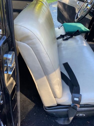 Buick-Other-1950-Black-Tan-47