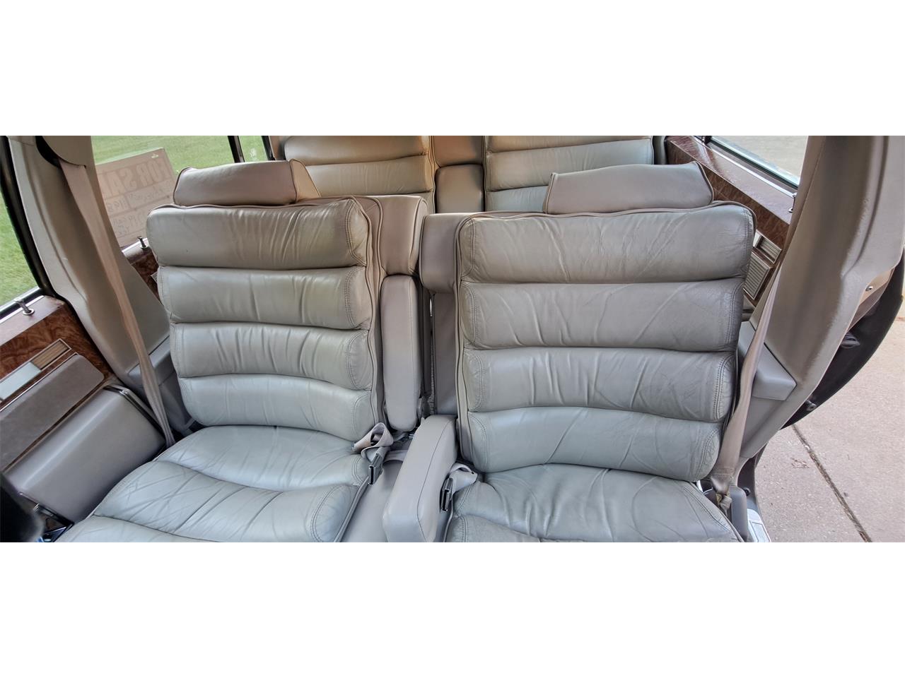 Buick-Park-avenue-1983-Brown-Tan-10