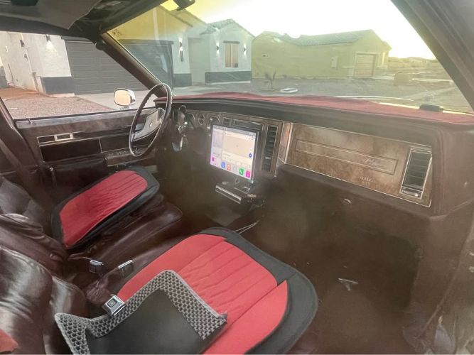 Buick-Park-avenue-1983-Purplish-Bronze-10