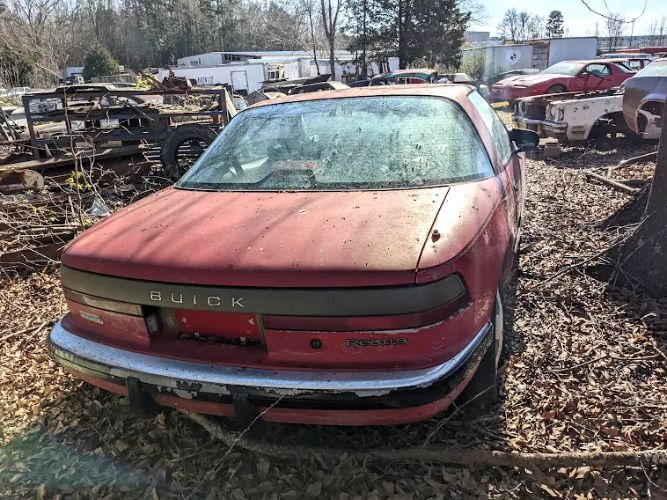 Buick-Reatta-1988-Red-Tan-Cloth-10