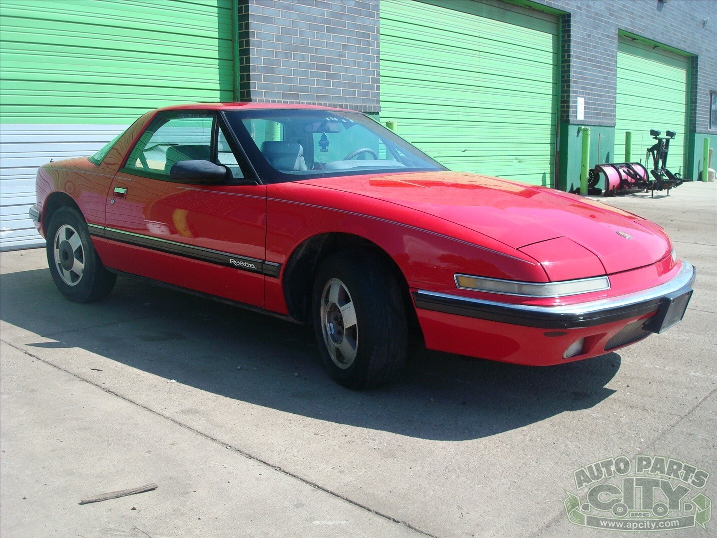 Buick-Reatta-1990-Coupe-1