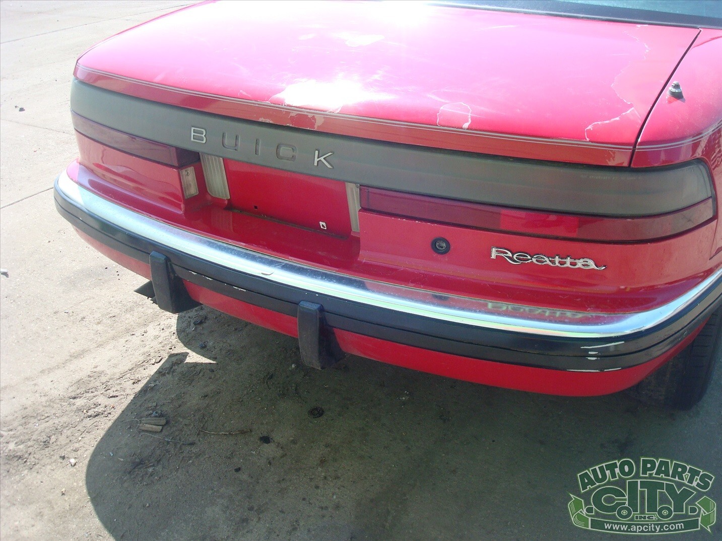 Buick-Reatta-1990-Coupe-5