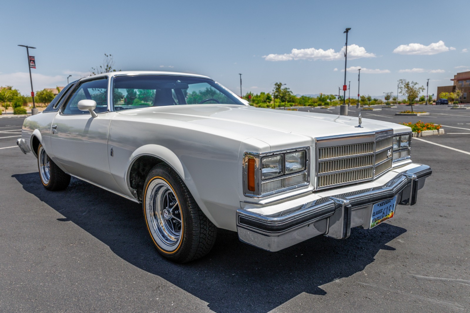 Buick-Regal-1977-Coupe-10