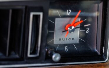Buick-Regal-1977-Coupe-28