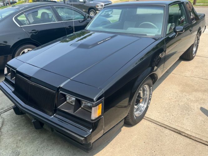 Buick-Regal-1986-Black-Black-2