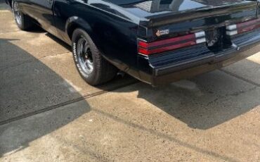 Buick-Regal-1986-Black-Black-21