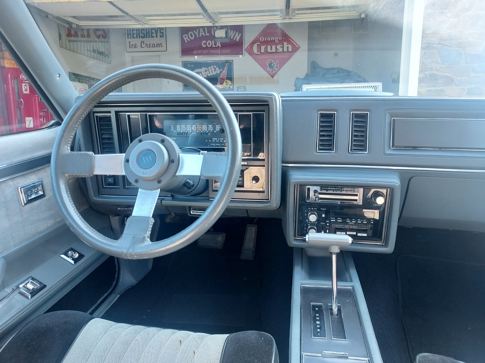 Buick-Regal-1987-11
