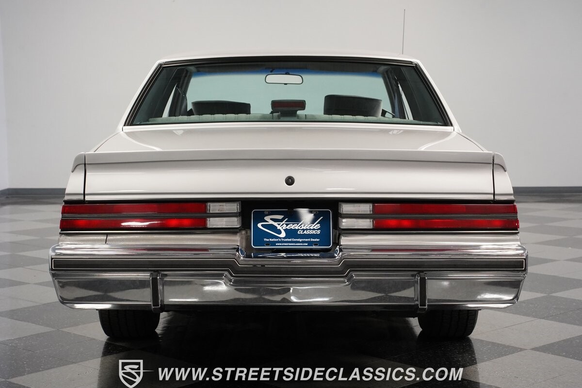 Buick-Regal-1987-Coupe-10