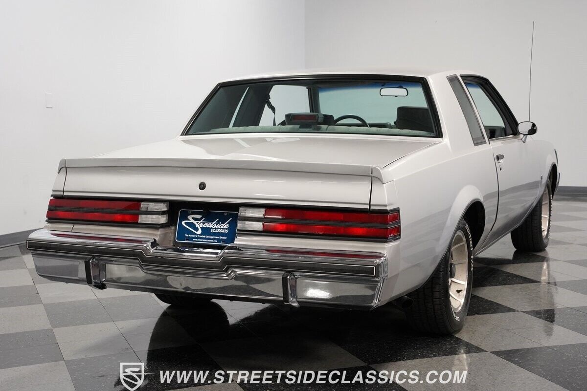 Buick-Regal-1987-Coupe-11