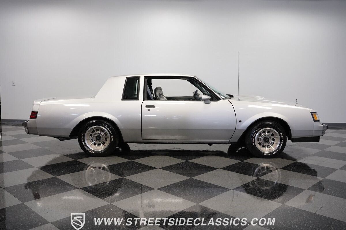 Buick-Regal-1987-Coupe-14