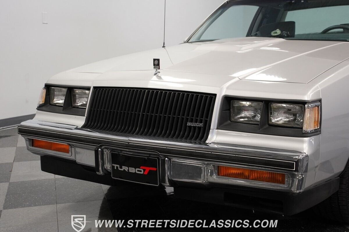 Buick-Regal-1987-Coupe-19
