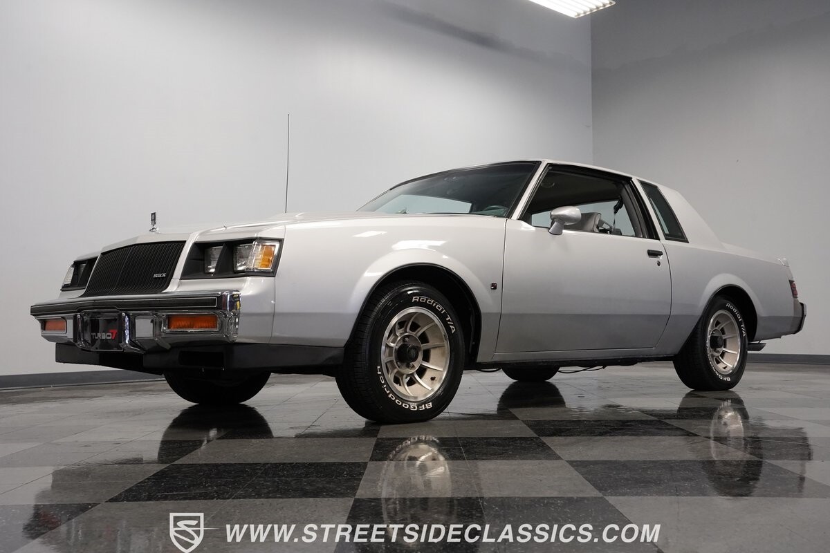 Buick-Regal-1987-Coupe-21