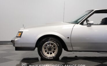 Buick-Regal-1987-Coupe-23