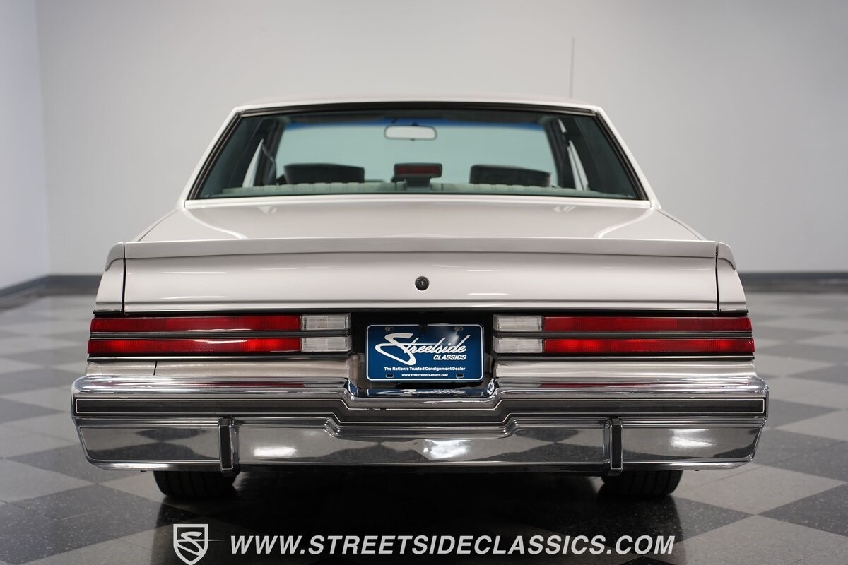 Buick-Regal-1987-Coupe-25