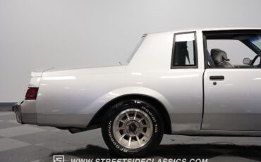Buick-Regal-1987-Coupe-29
