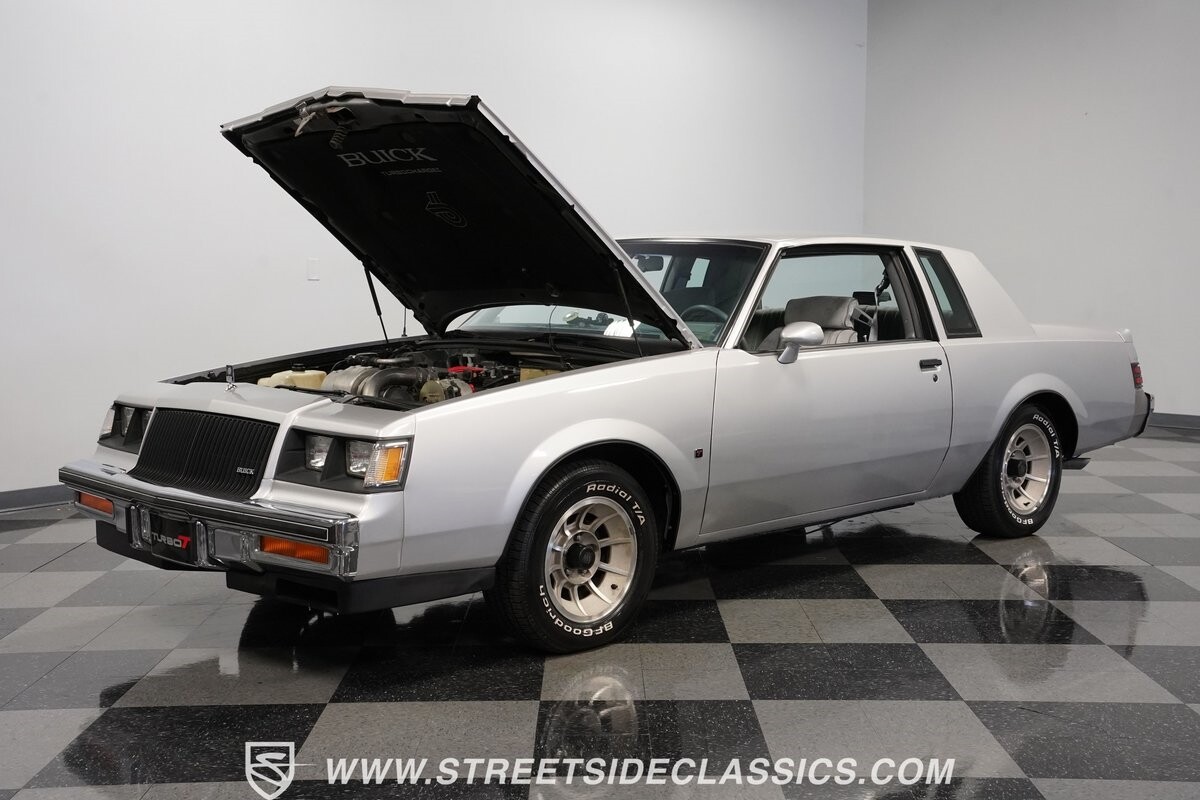 Buick-Regal-1987-Coupe-31