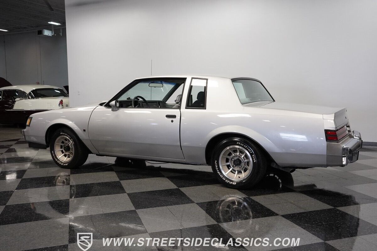 Buick-Regal-1987-Coupe-8