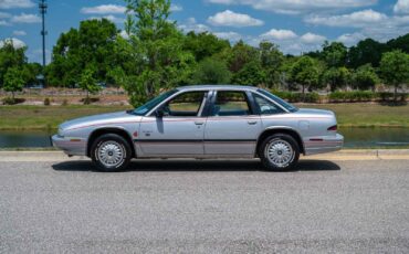 Buick-Regal-1992-4-Door-1