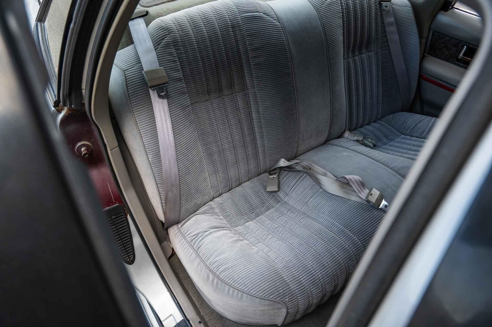 Buick-Regal-1992-4-Door-13