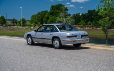 Buick-Regal-1992-4-Door-3