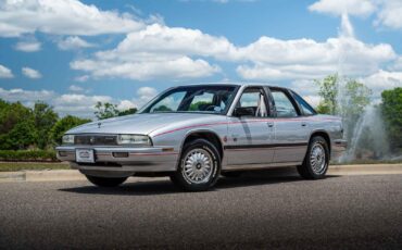 Buick-Regal-1992-4-Door-33