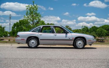 Buick-Regal-1992-4-Door-38