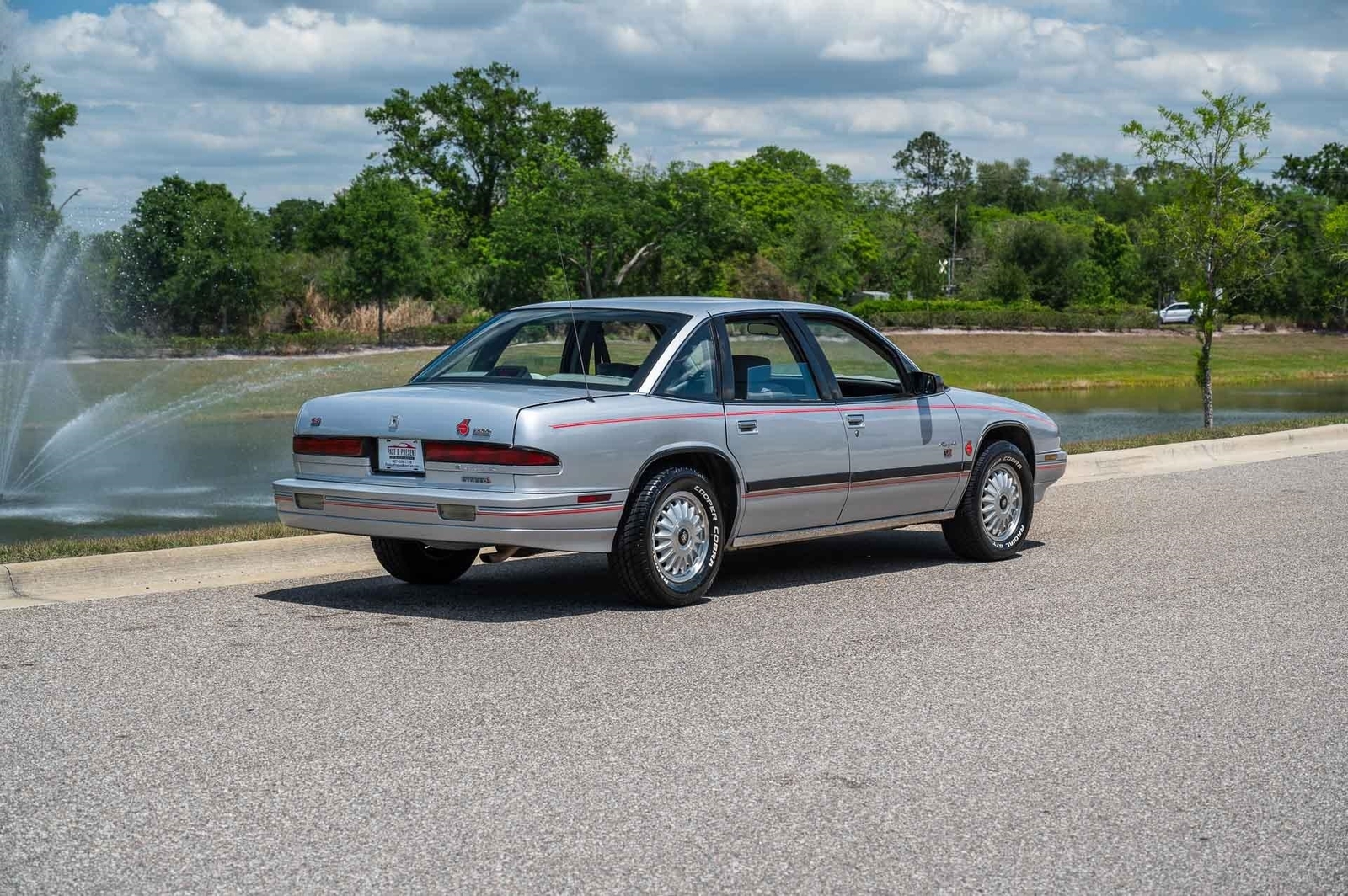 Buick-Regal-1992-4-Door-5