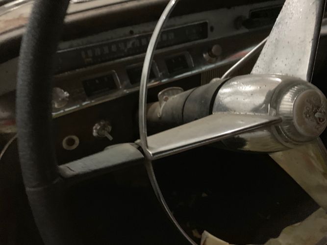 Buick-Riviera-1956-PinkWhite-17