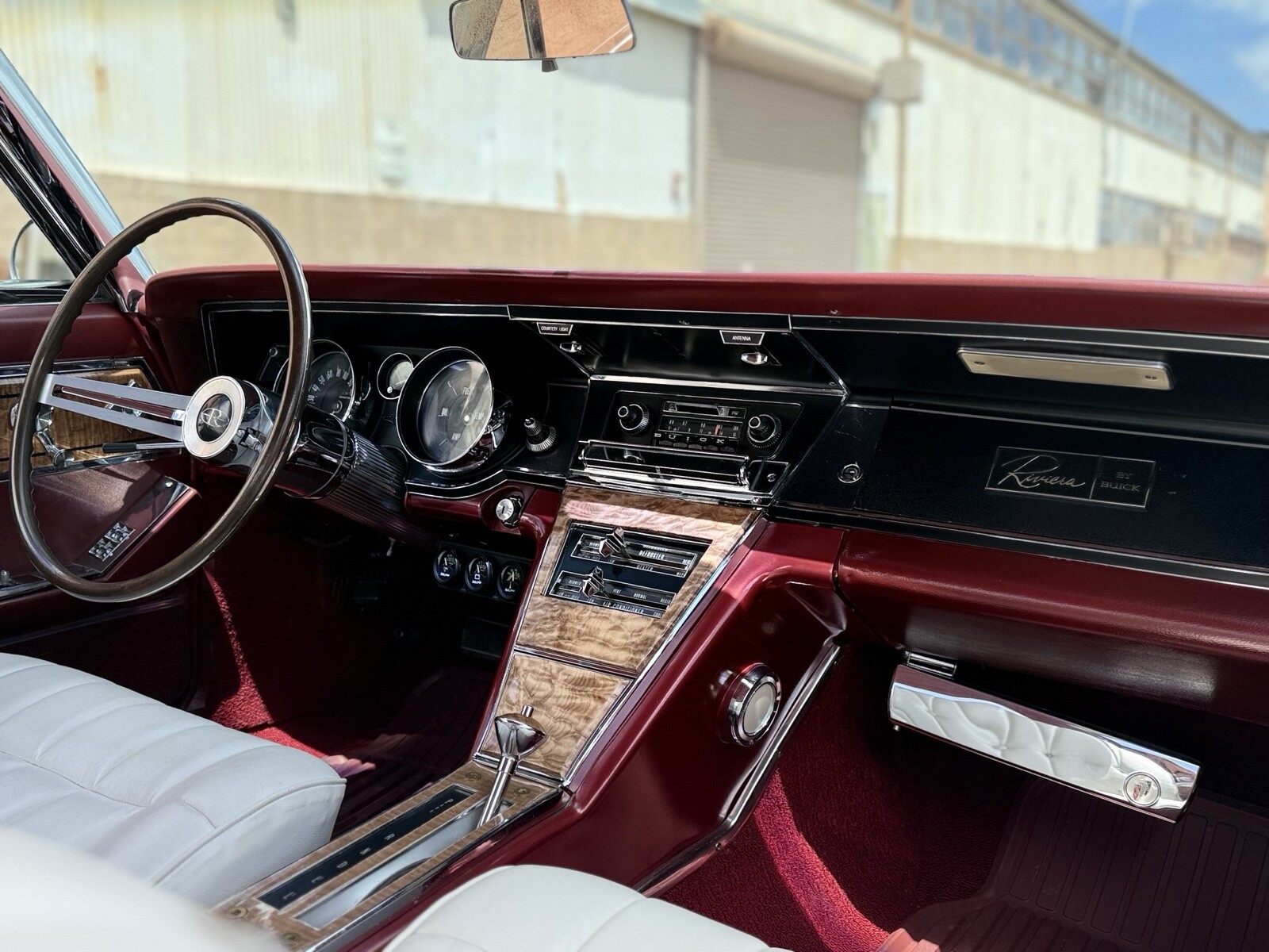 Buick-Riviera-1965-Coupe-27