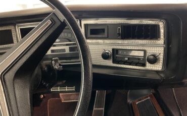 Buick-Riviera-1971-silver-black-23
