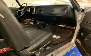 Buick-Riviera-1971-silver-black-7