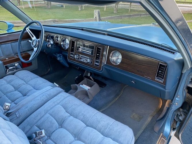 Buick-Riviera-1977-Blue-Blue-1