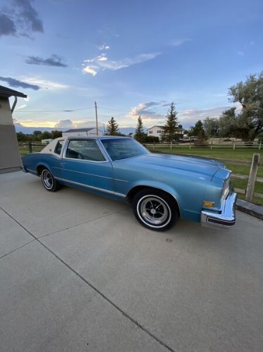 Buick-Riviera-1977-Blue-Blue-3