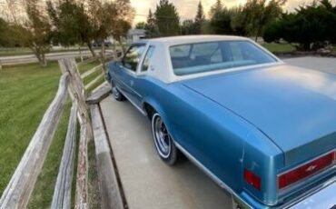 Buick-Riviera-1977-Blue-Blue